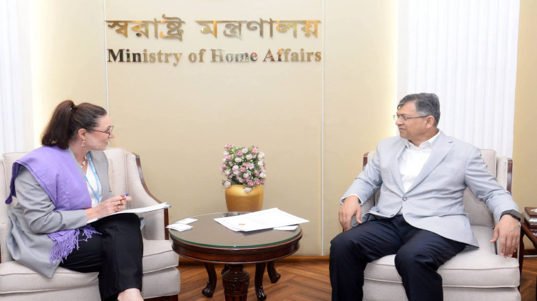 স্বরাষ্ট্রমন্ত্রীর সঙ্গে আন্তর্জাতিক অভিবাসন সংস্থার (IOM) নবনিযুক্ত চিফ অব মিশনের সাক্ষাৎ